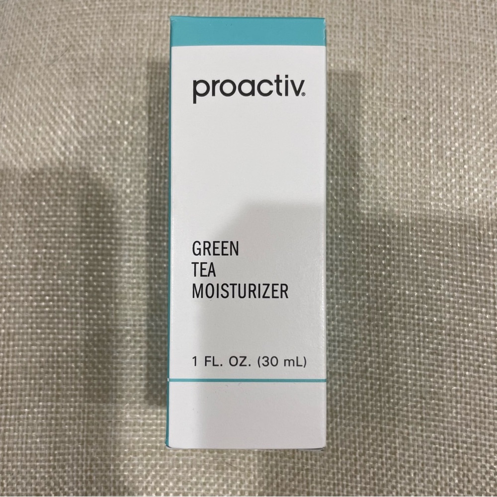 Proactiv Green Tea Moisturizer - Picture 2 of 5